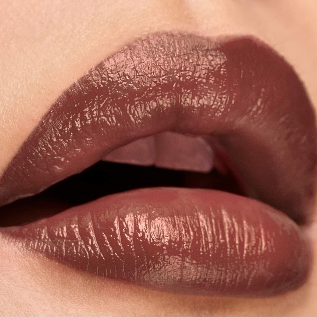 V5H98332A27DED8489409900F4A2735A9D4R4700011P2