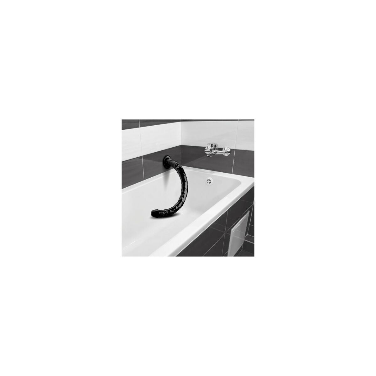 V5HF9D69D4F877F3002FE9E4B21B263F493R4665883P4