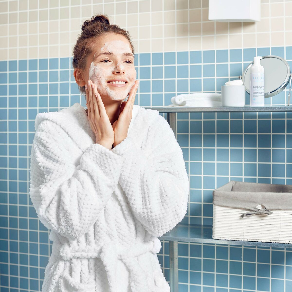 V3H8DE6D39BE38015A3F4EC4D4530BD2D7BR7201985P9