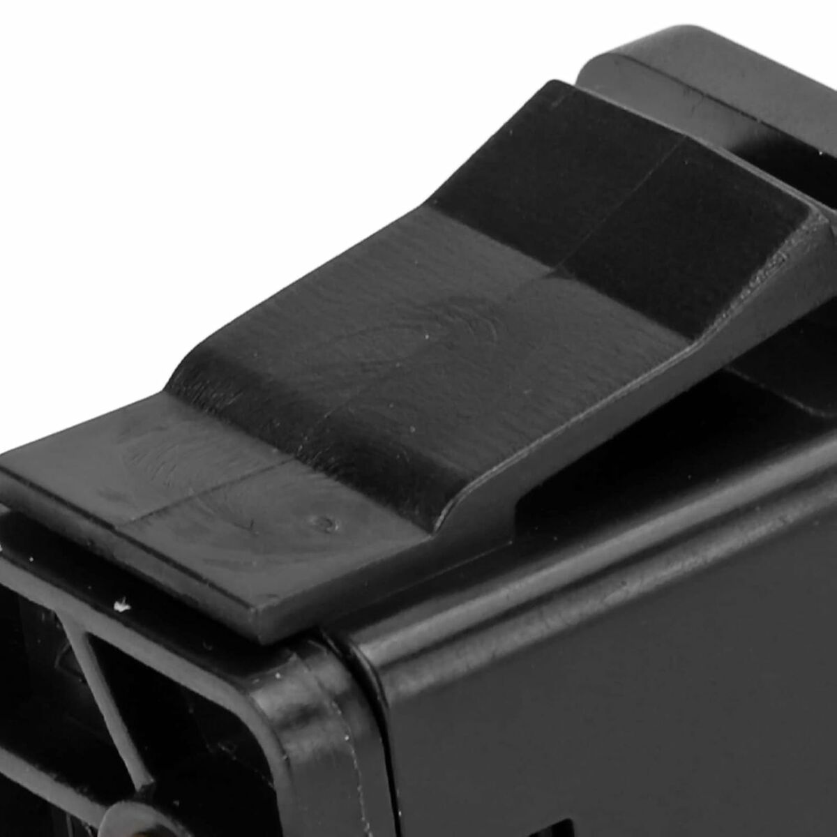 V3H7752B944A5279A511549D2A0F99A1AA7R6747128P9