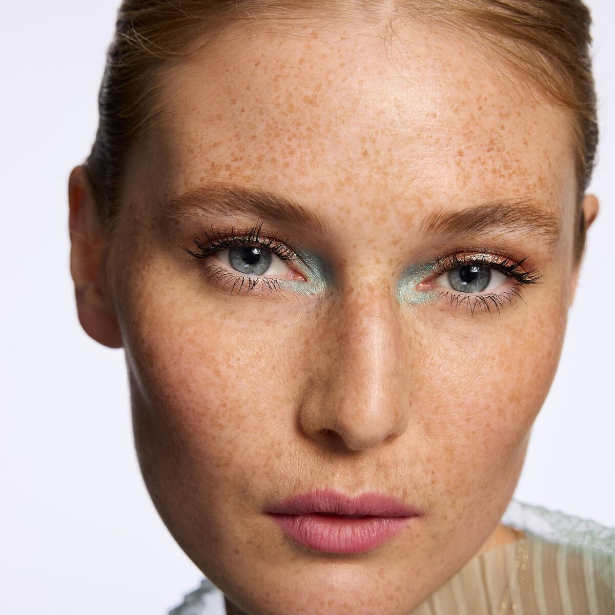 V3H81427E76BD303EC9825A4F4489B3CC9FR7506758P8