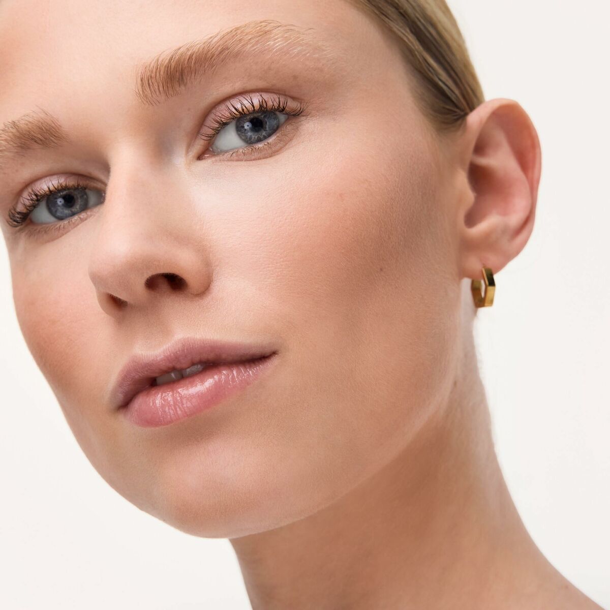 V3H30D0C8376EF7AFAFFCFF8E3D94294078R7506572P8