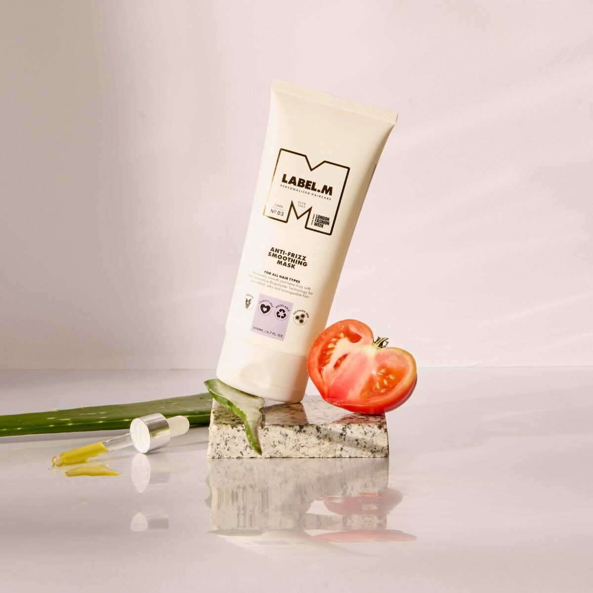 V3HF10404C2E7BF38AFAF25A2B7A8B5A3F1R7438309P2