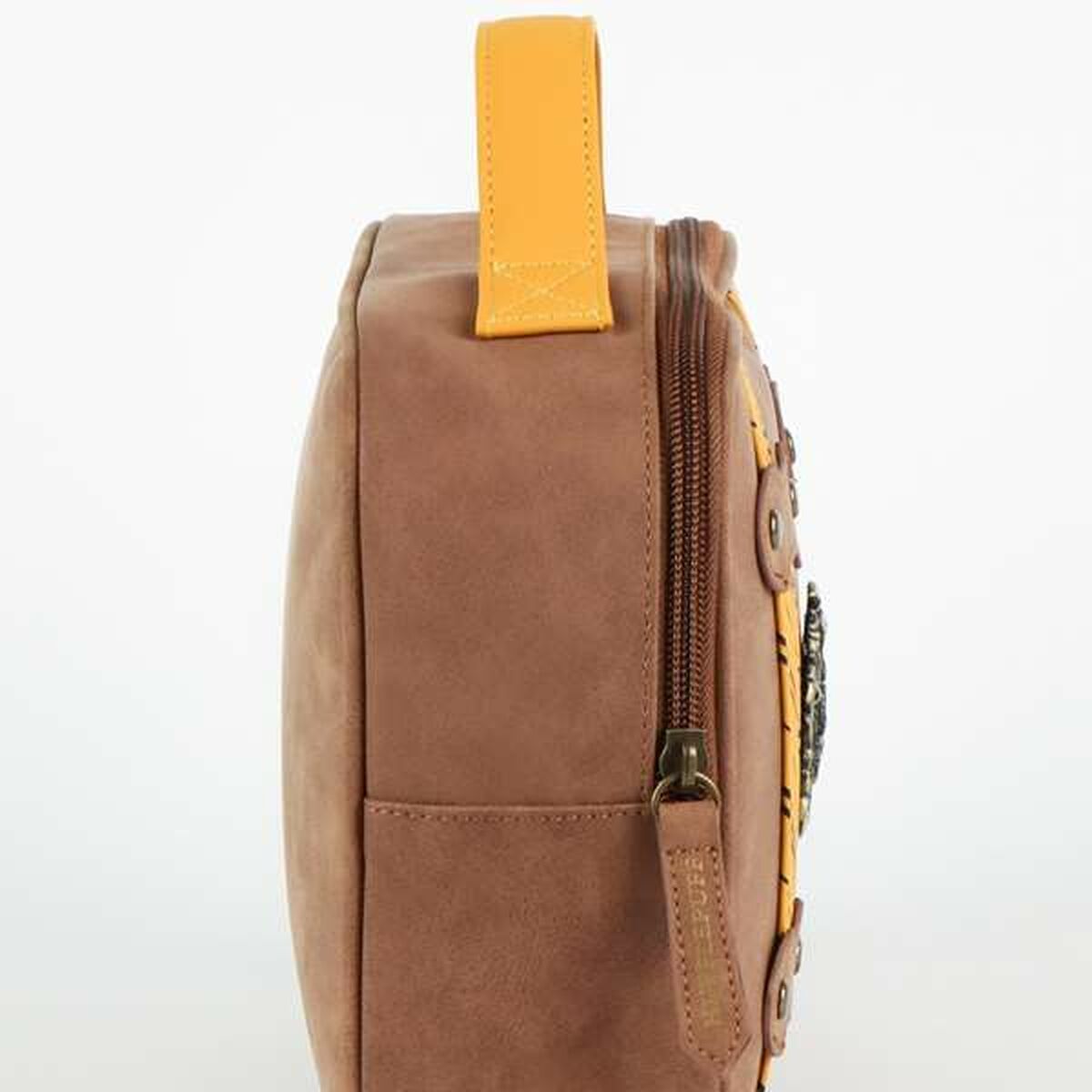 V3H82FE462C971295A57B37BF9C8D0E2A4BR7186657P4